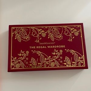 Bare Minerals The Regal Wardrobe Eye and Face Palette.